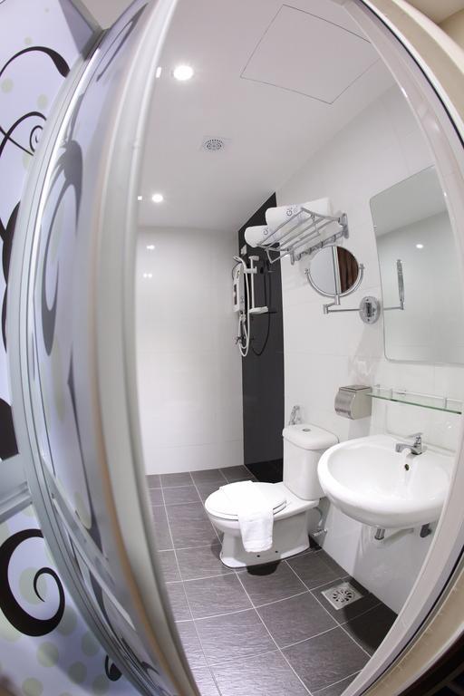 Gl Hotel Keluang Pokoj fotografie